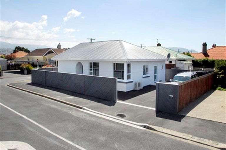 Photo of property in 2 Cashel Street, South Dunedin, Dunedin, 9012