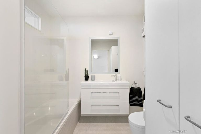 Photo of property in Pirie Street Townhouses, 36/35 Pirie Street, Mount Victoria, Wellington, 6011