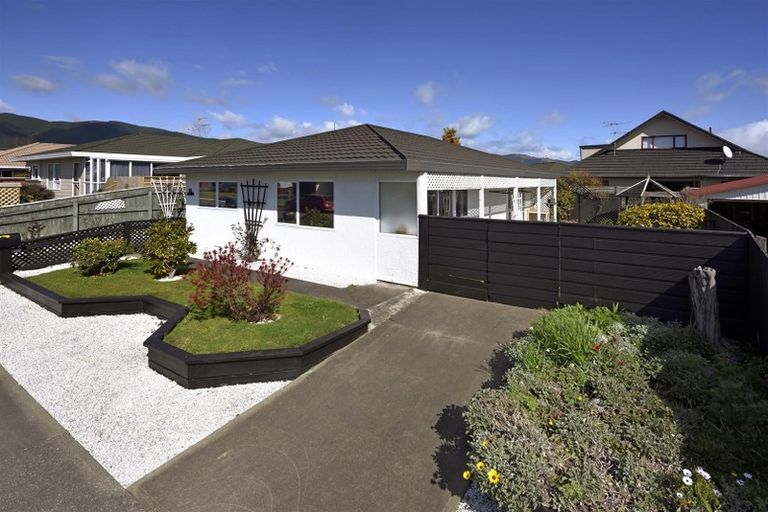 Photo of property in 2/11 Stead Crescent, Stoke, Nelson, 7011