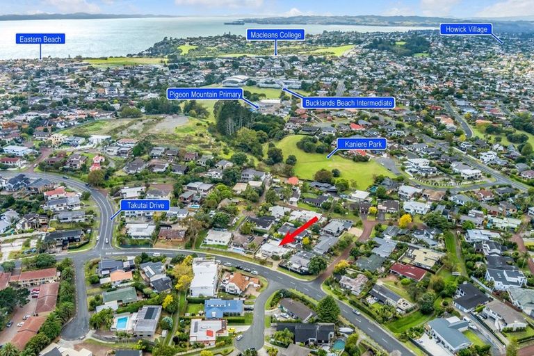 Photo of property in 9 Argo Drive, Half Moon Bay, Auckland, 2012