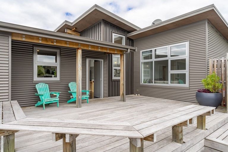 Photo of property in 3 Tuscan Lane, Martinborough, 5711