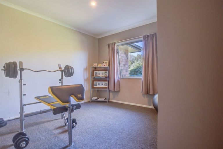 Photo of property in 16 Parker Road, Huntly, 3771