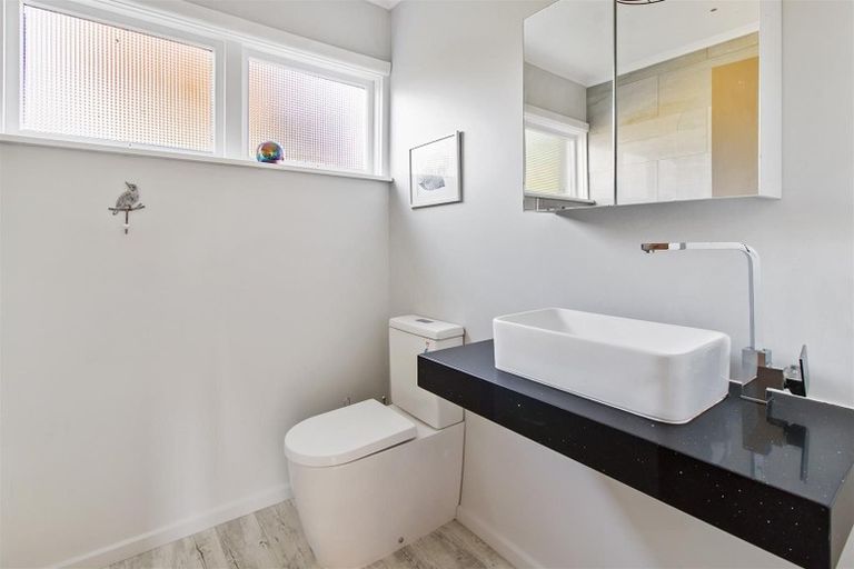 Photo of property in 14 Glendale Crescent, Holmes Hill, Oamaru, 9401