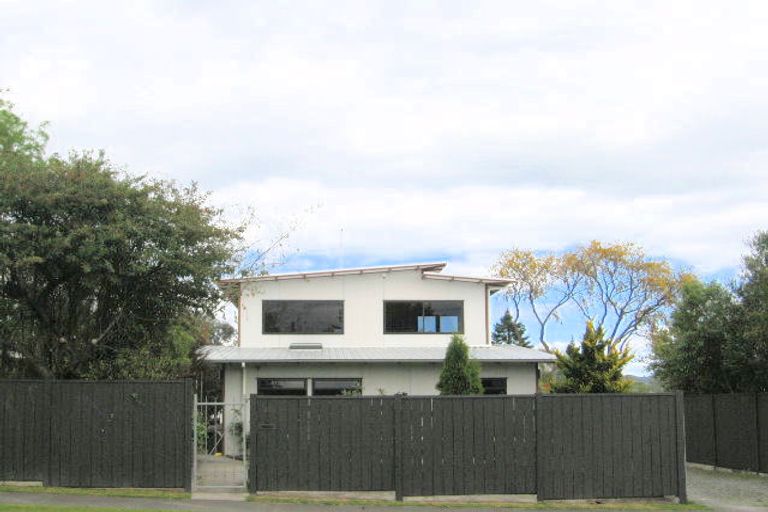 Photo of property in 67 Taupo View Road, Taupo, 3330