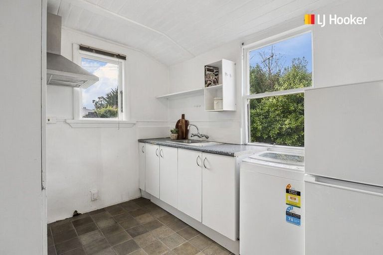 Photo of property in 3 Queens Drive, Saint Kilda, Dunedin, 9012