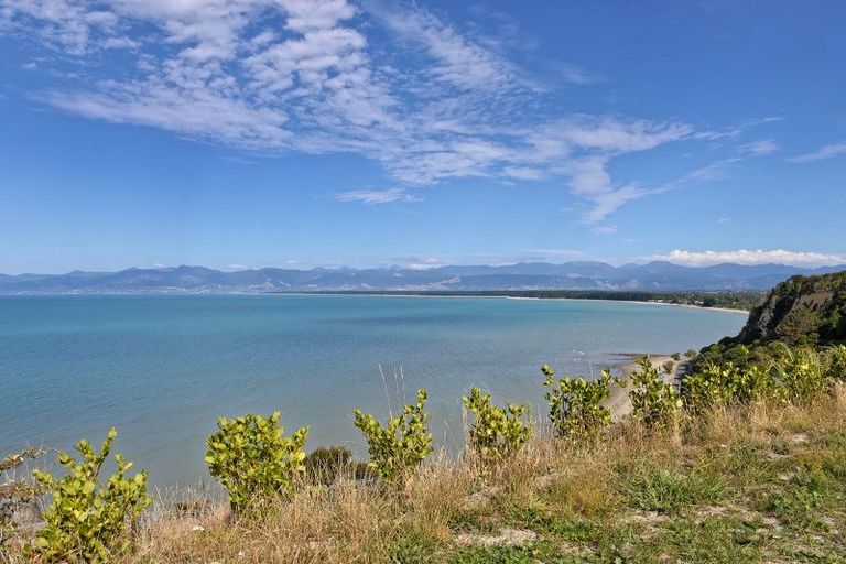 Photo of property in 68 Admirals Way, Ruby Bay, Mapua, 7173