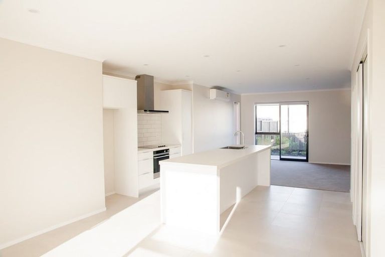 Photo of property in 20 Te Rito Road, Hobsonville, Auckland, 0616