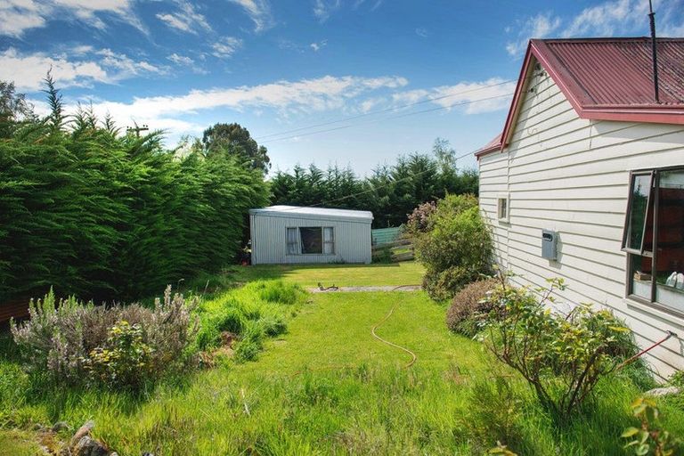 Photo of property in 89 Pensher Street, Waitahuna, Lawrence, 9593
