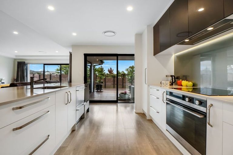 Photo of property in 21 Watkins Drive, Rangiora, 7400