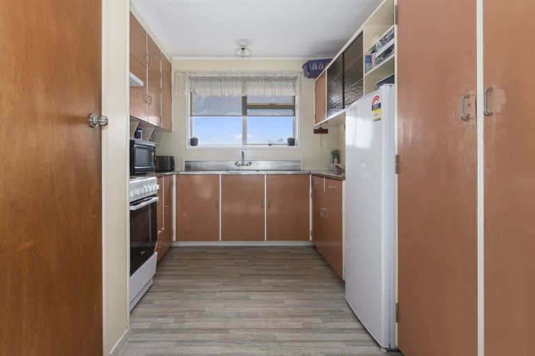 Photo of property in 20 Arawata Avenue, Welcome Bay, Tauranga, 3112