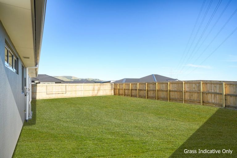 Photo of property in 49 Atlantic Drive, Fitzherbert, Palmerston North, 4410