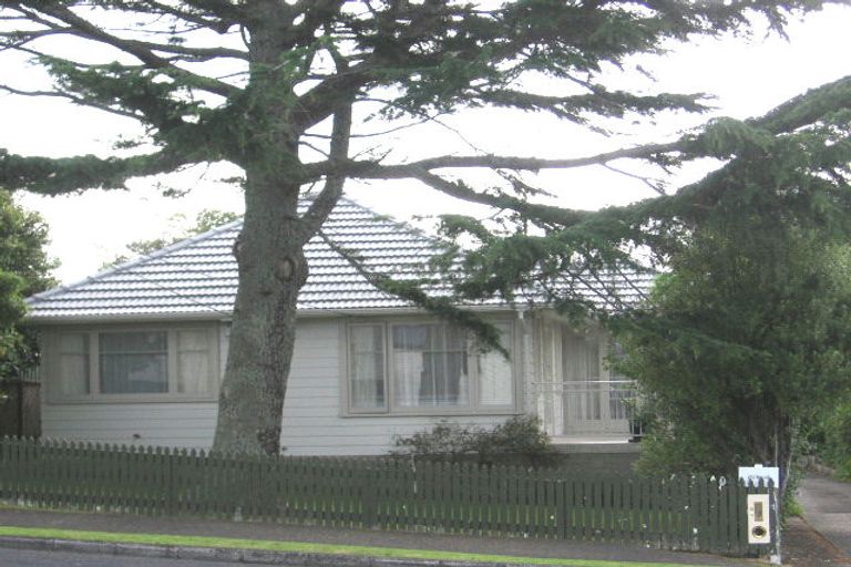 Photo of property in 54 Mcleod Road, Te Atatu South, Auckland, 0610