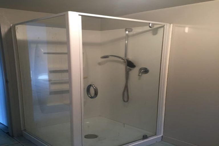 Photo of property in 28 Marama Street, Frankton, Hamilton, 3204