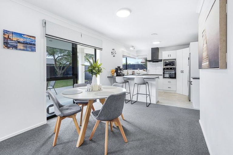 Photo of property in 16 Aria Court, Fairview Downs, Hamilton, 3214