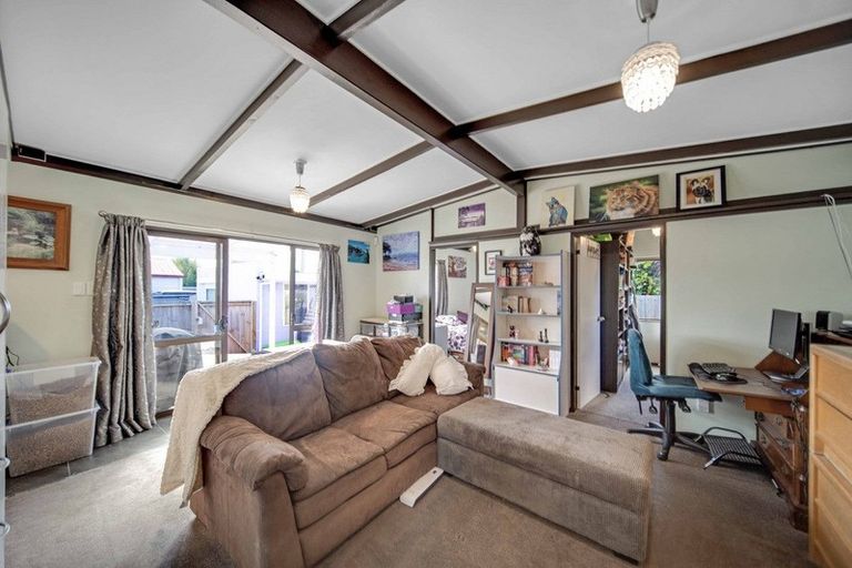 Photo of property in 51 Cargill Street, Papakura, 2110