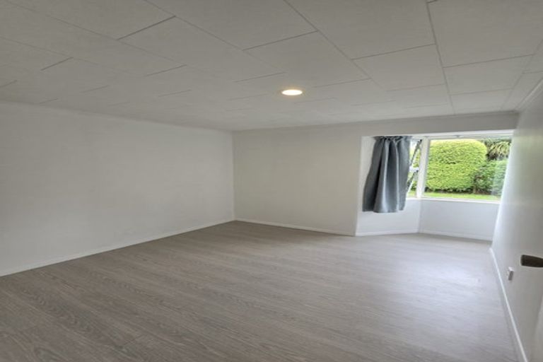 Photo of property in 4 Kiwi Road, Raumati Beach, Paraparaumu, 5032