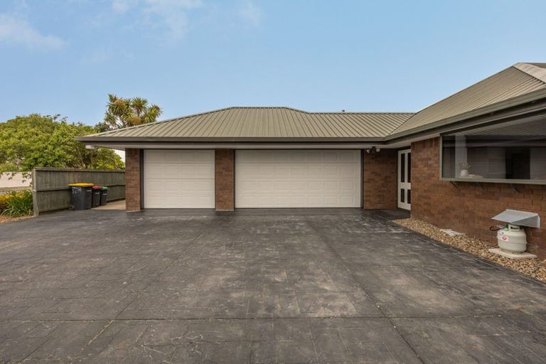 Photo of property in 56 Forest Drive, Parklands, Christchurch, 8083