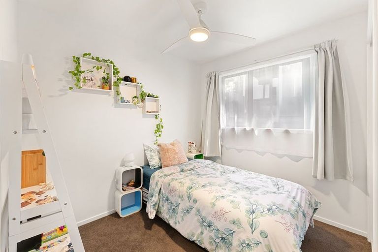 Photo of property in 8 Island View Close, Paihia, 0200