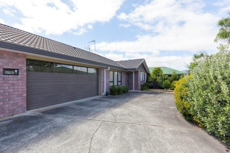 Photo of property in 17b Beachwater Grove, Paraparaumu Beach, Paraparaumu, 5032