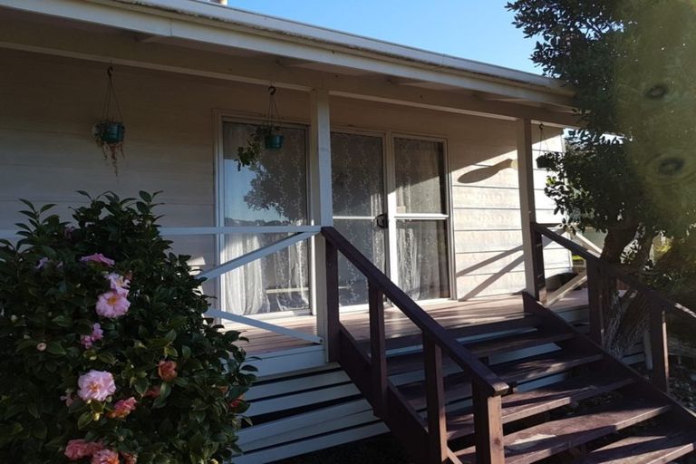 Photo of property in 5 Beauly Grove, Papakowhai, Porirua, 5024