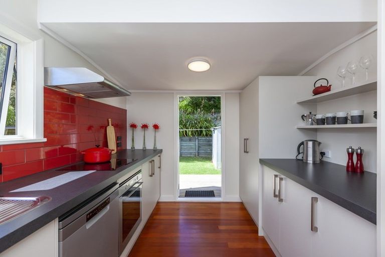 Photo of property in 68 Matai Road, Raumati South, Paraparaumu, 5032