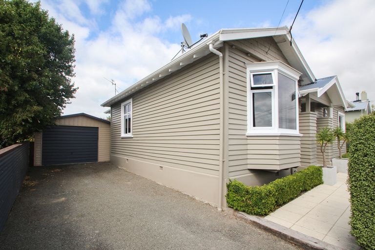 Photo of property in 45 Arun Street, South Hill, Oamaru, 9400