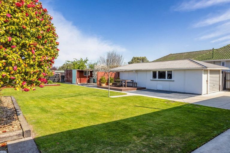Photo of property in 6 Voss Street, Shirley, Christchurch, 8013