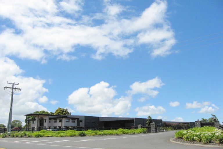 Photo of property in 190a Great South Road, Drury, 2113