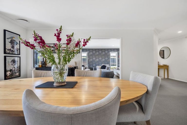 Photo of property in 8 Farleigh Close, Huntington, Hamilton, 3210