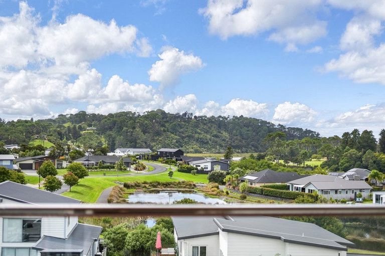 Photo of property in 94 Pohutukawa Parade, Riverhead, 0820