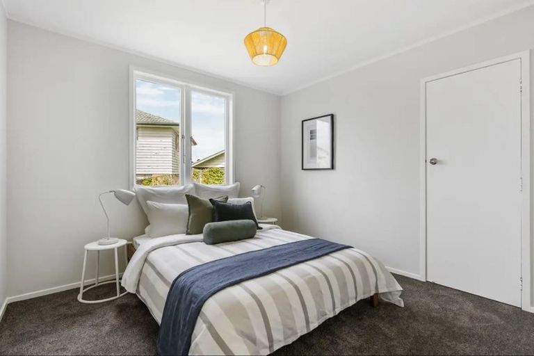 Photo of property in 44 Taurus Crescent, Beach Haven, Auckland, 0626