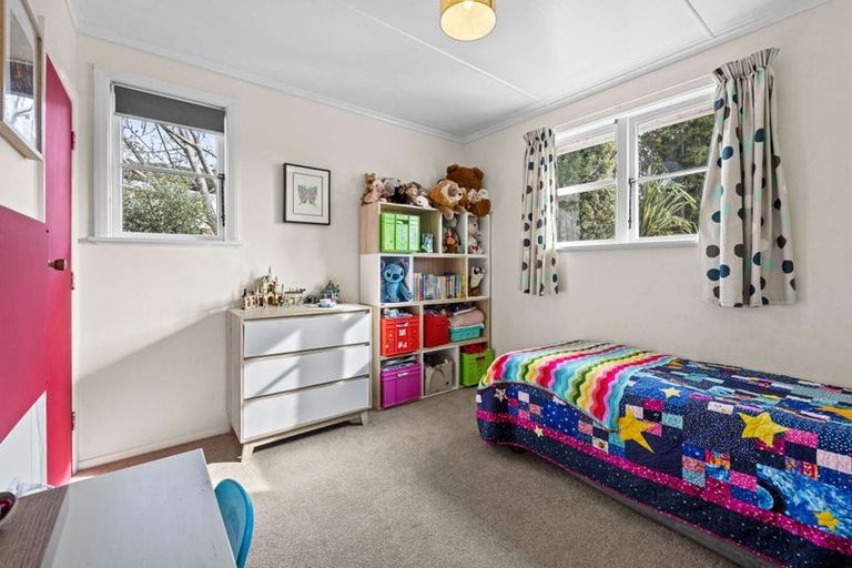 Photo of property in 36 Hukatai Street, Elsdon, Porirua, 5022