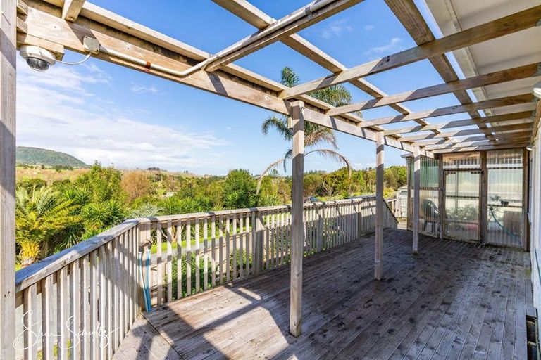 Photo of property in 8 Montaine Place, Maungaturoto, 0520