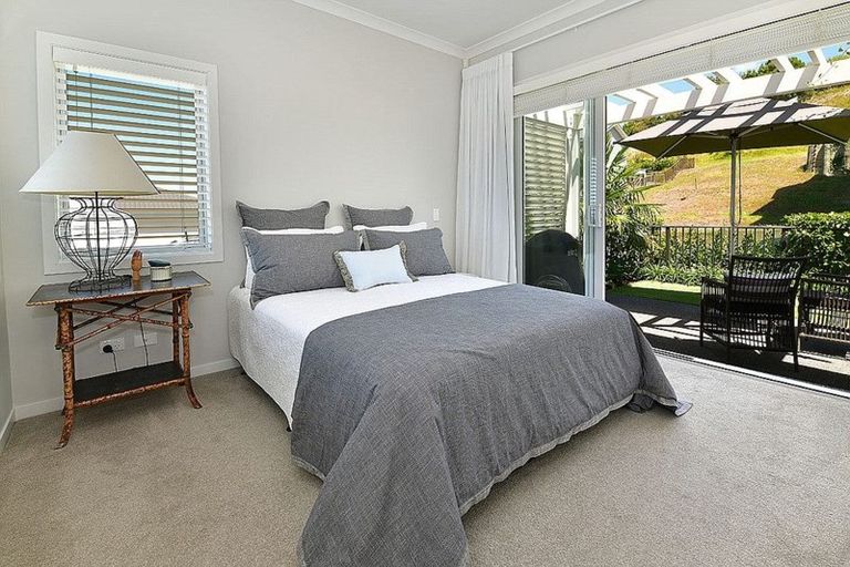 Photo of property in 46 Panorama Heights, Orewa, 0931