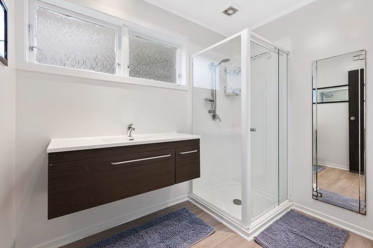 Photo of property in 39 Ayton Drive, Whitby, Porirua, 5024