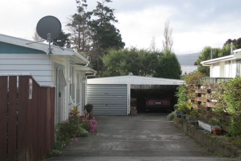 Photo of property in 6 Korau Grove, Stokes Valley, Lower Hutt, 5019