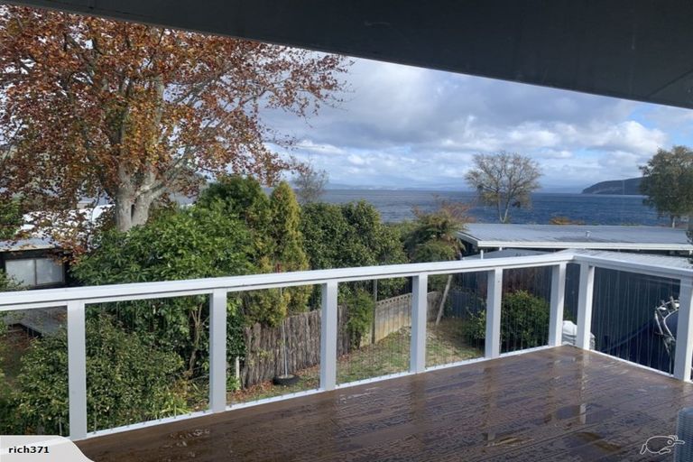 Photo of property in 2 Nisbet Terrace, Kinloch, Taupo, 3377