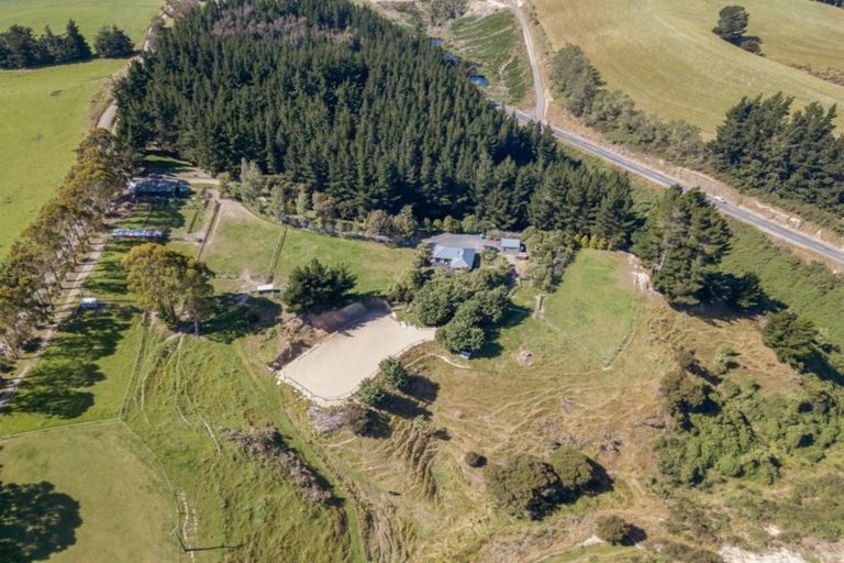 Photo of property in 37 Mckendry Road, Woodside, Outram, 9074