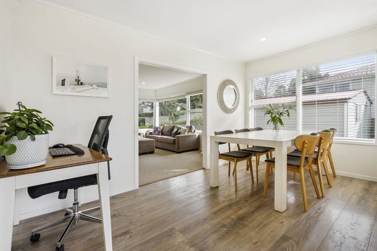 Photo of property in 25 Agincourt Street, Glenfield, Auckland, 0629