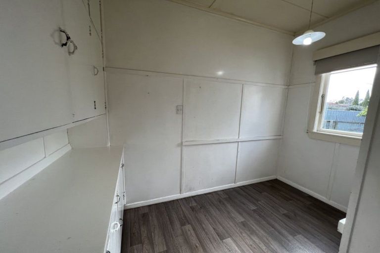 Photo of property in 27 Jickell Street, Hokowhitu, Palmerston North, 4410