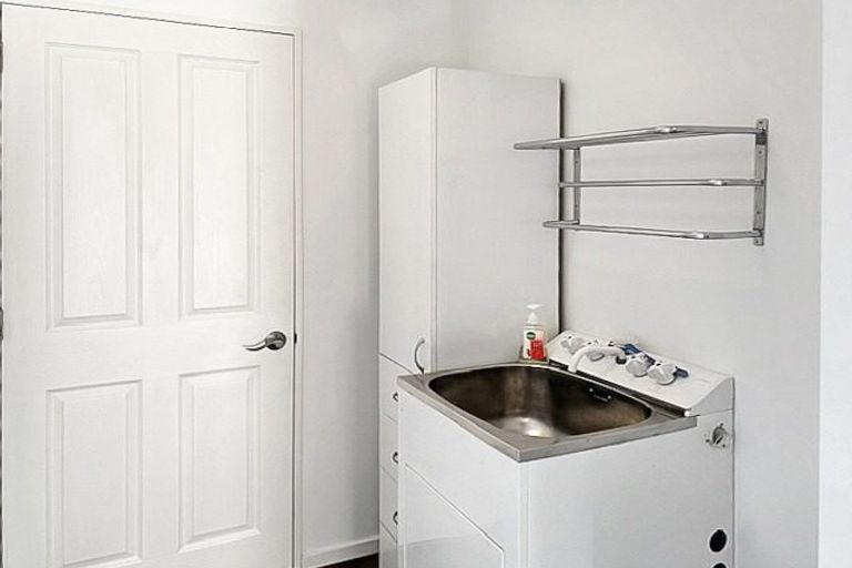 Photo of property in 401 Selwyn Street, Addington, Christchurch, 8024