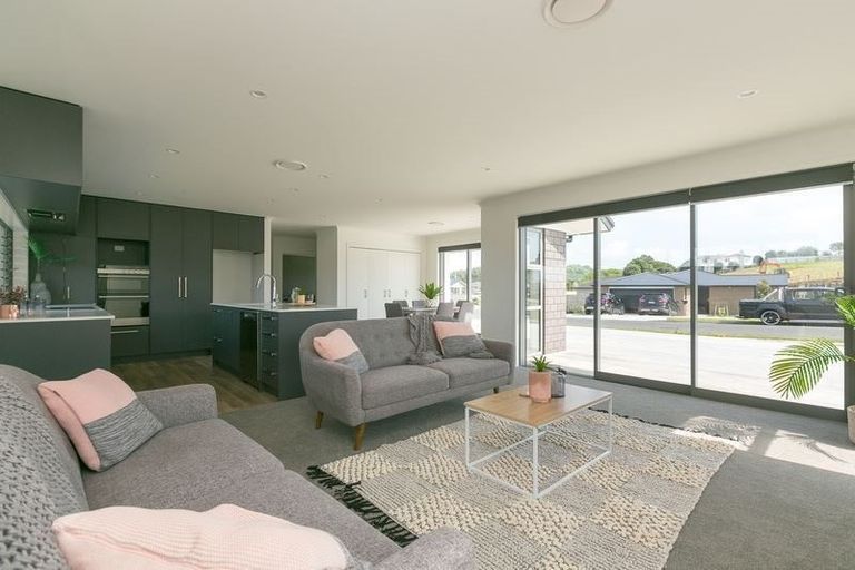 Photo of property in 13 Jersey Place, Bell Block, New Plymouth, 4312