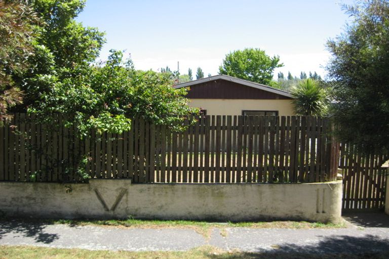 Photo of property in 28 Clarevale Street, Burwood, Christchurch, 8083