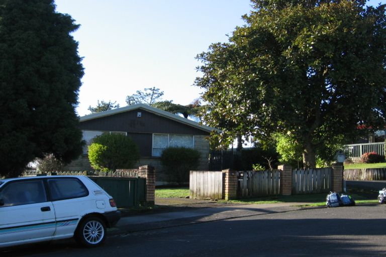 Photo of property in 15 Millar Place, Nawton, Hamilton, 3200