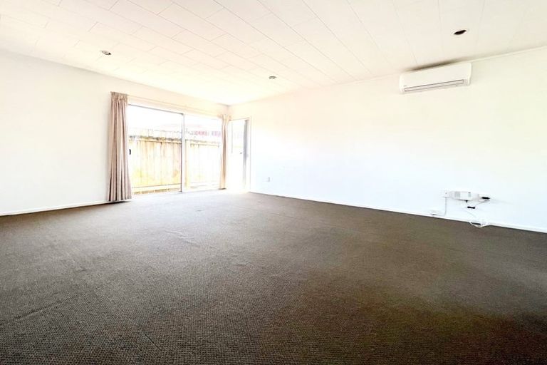 Photo of property in 59 Casuarina Road, Half Moon Bay, Auckland, 2012
