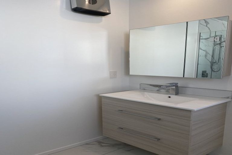 Photo of property in 5/309 Armagh Street, Christchurch Central, Christchurch, 8011