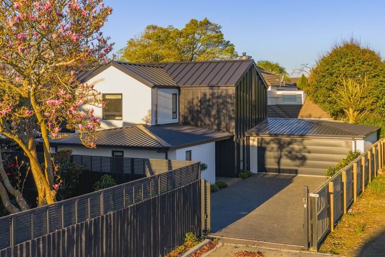 Photo of property in 4/146 Straven Road, Fendalton, Christchurch, 8014