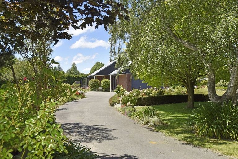 Photo of property in 1726 Hoskyns Road, Kirwee, Darfield, 7571