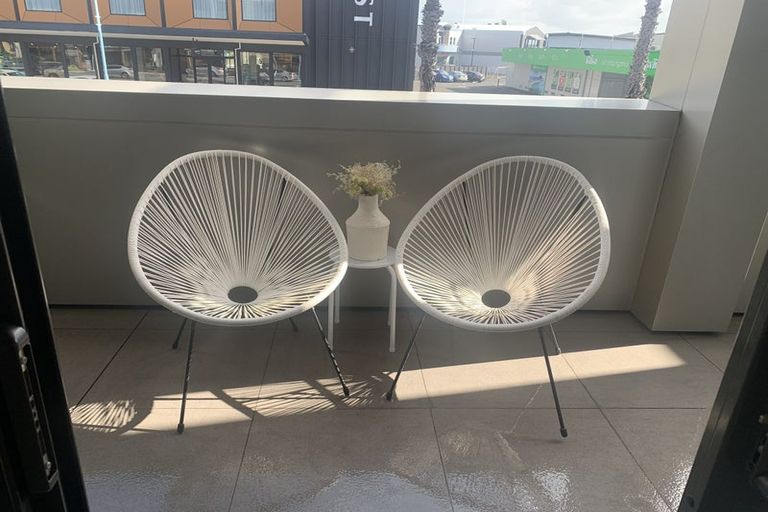 Photo of property in Paramount Apartments, 5/281 Maunganui Road, Mount Maunganui, 3116