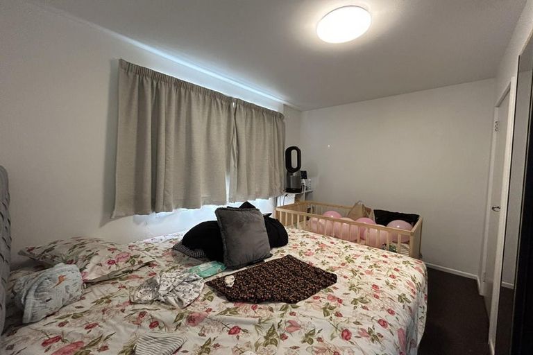 Photo of property in 1/158 Kings Crescent, Hutt Central, Lower Hutt, 5010